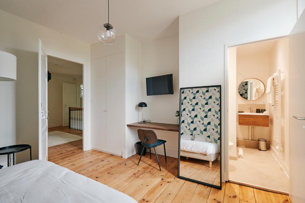 Maison Martouret - Colodge อ็องเดรซิเยอซ์-บูเตยง ภายนอก รูปภาพ