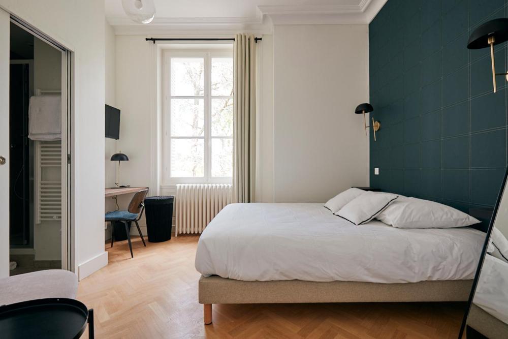 Maison Martouret - Colodge อ็องเดรซิเยอซ์-บูเตยง ภายนอก รูปภาพ